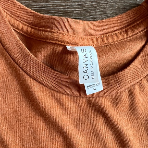 Bella canvas Fall/Pumpkins graphic tee. Women’s size medium. - Picture 3 of 3